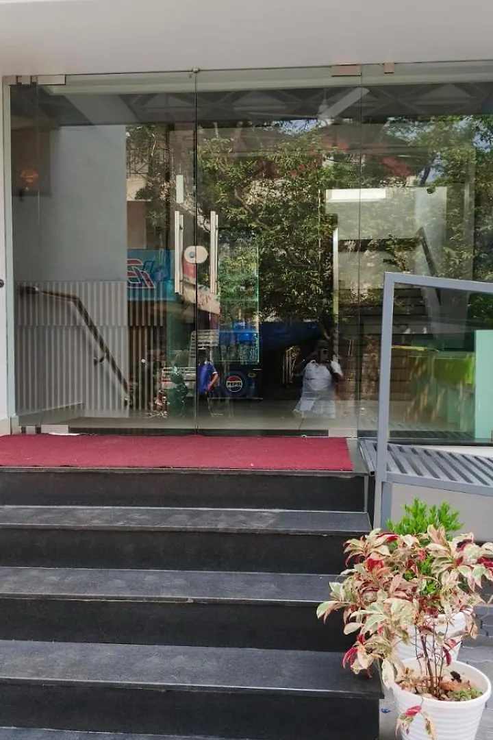 Hotel Eden Palace Thrissur