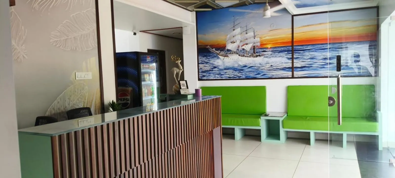 Bed & Breakfast Hotel Eden Palace Thrissur