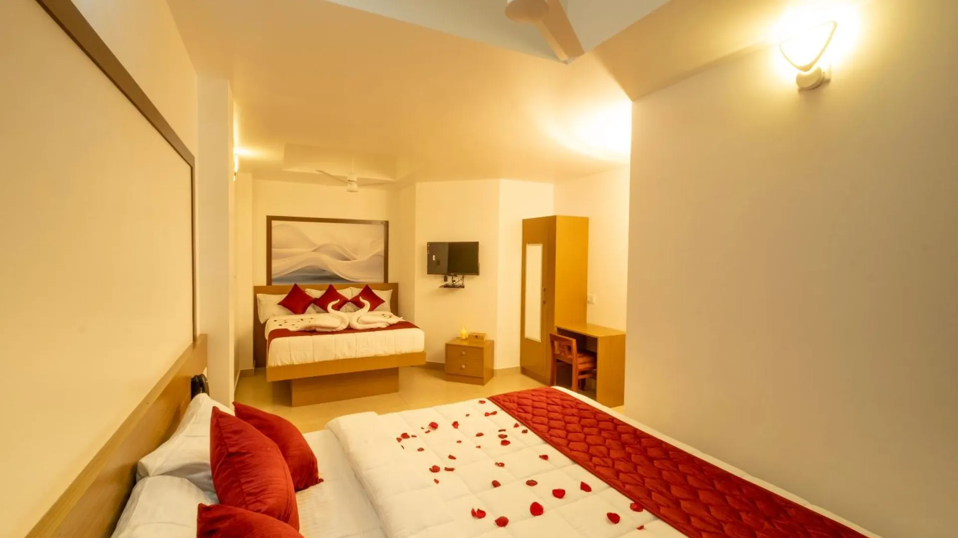 Hotel Eden Palace Thrissur