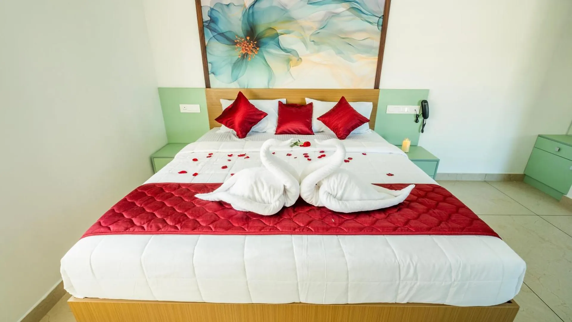 Bed & Breakfast Hotel Eden Palace Thrissur India